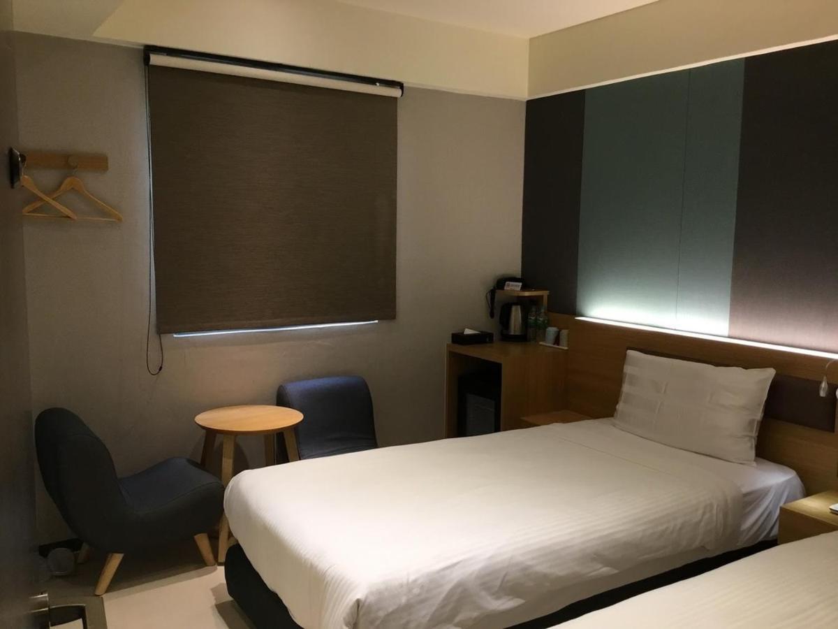 Fu Kuang Hotel Pingtung Exterior photo