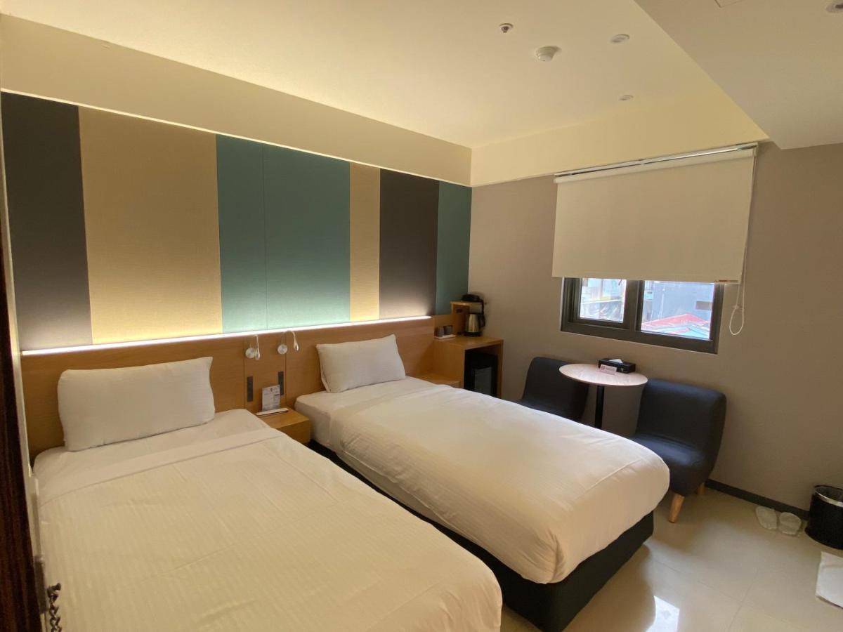 Fu Kuang Hotel Pingtung Exterior photo