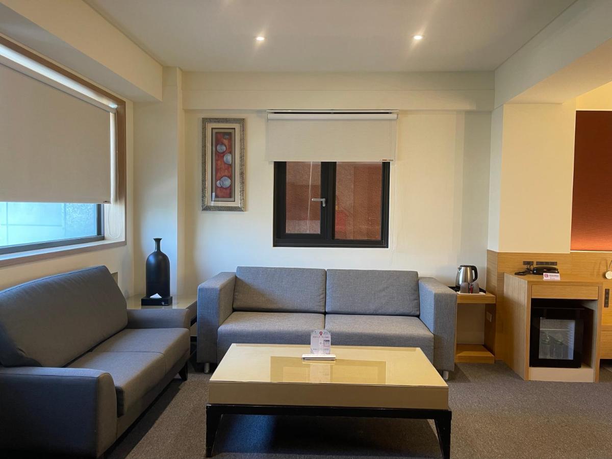 Fu Kuang Hotel Pingtung Exterior photo
